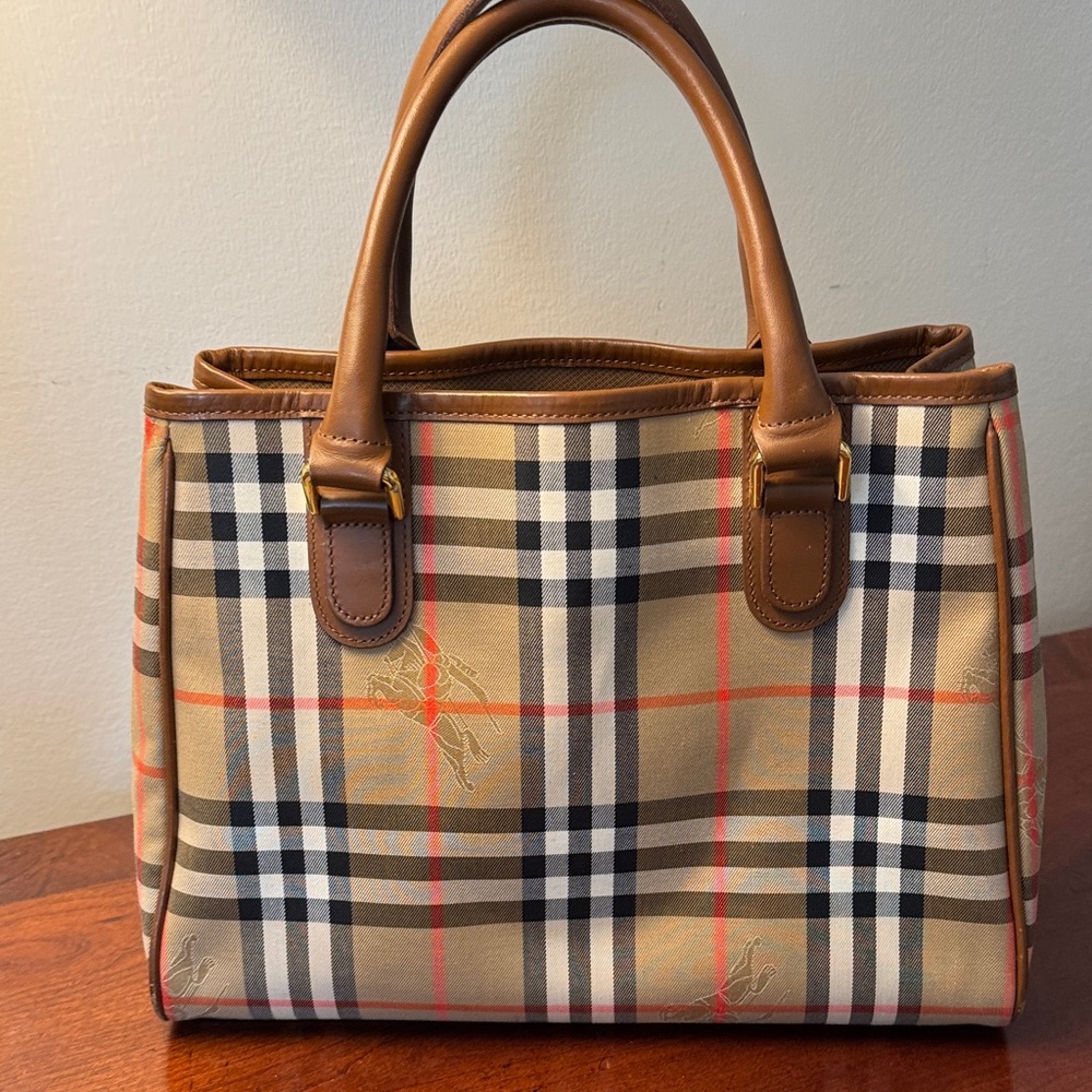 Burberry Vintage Tan and Brown Checkered Tote - Picture 3 of 15